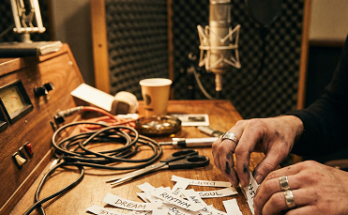 Mikrofoo Freestyle Poetry Slam