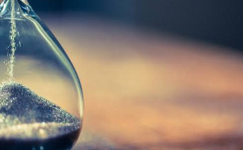 geduld mit sich selbst Sanduhr