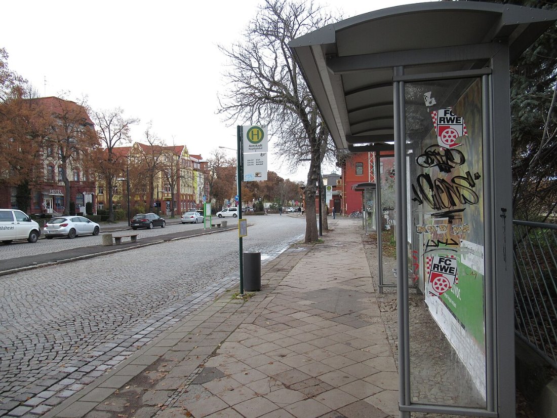 Busbahnhof Arnstadt am Hauptbahnhof