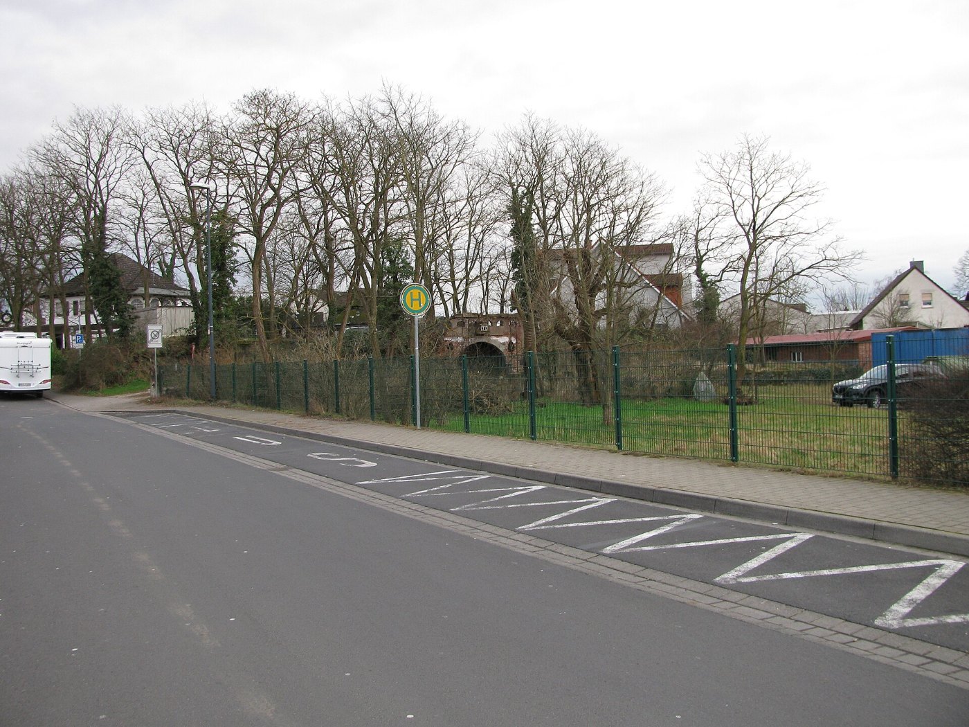 Bushaltestelle Bahnhof, 3, Kahl a. Main, Landkreis Aschaffenburg