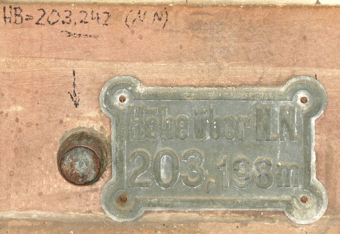 Hersfeld Bahnhof Höhenmarke