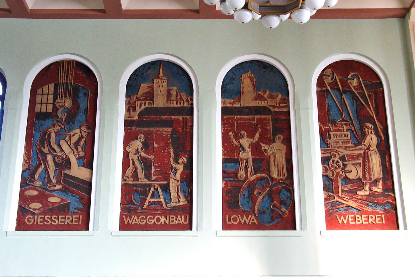 Bautzen Bahnhof Sgraffitos