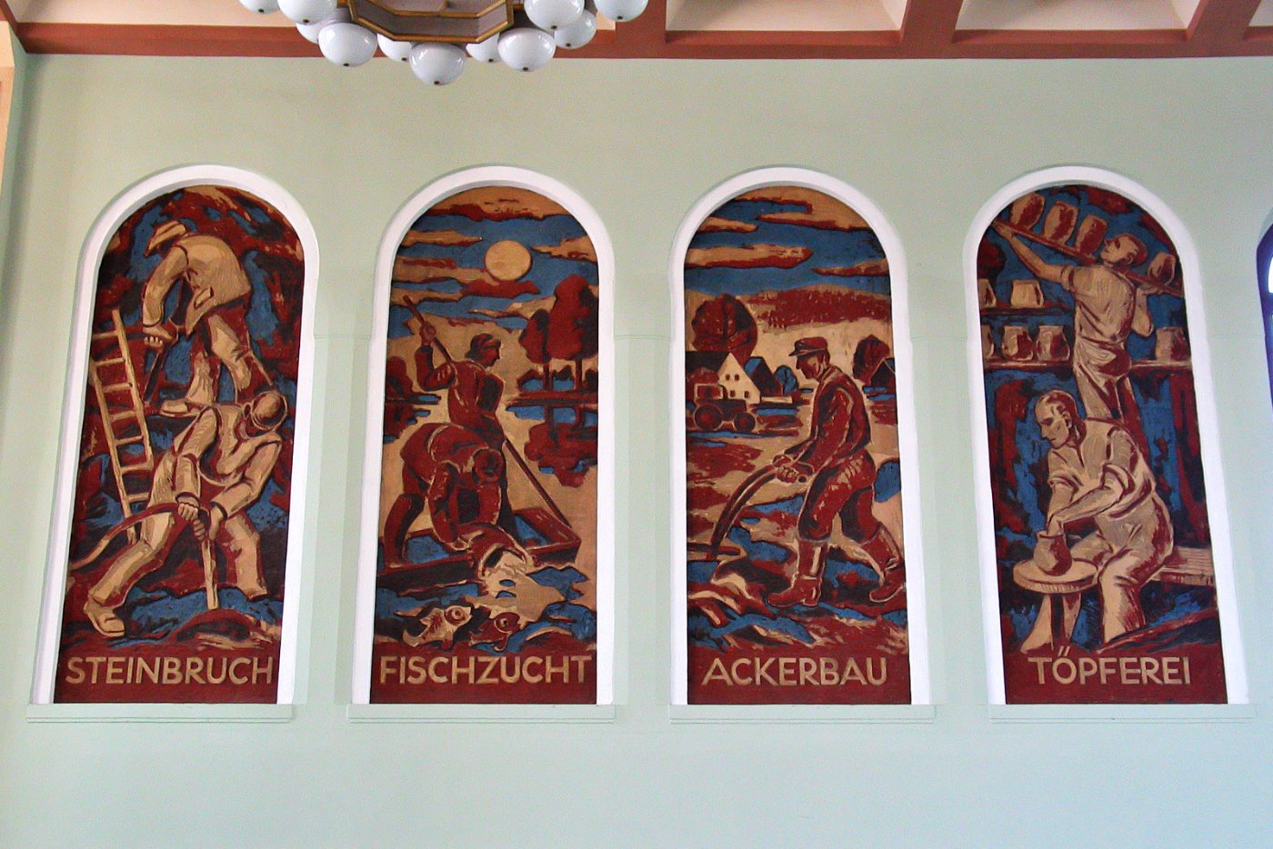 Bahnhof Bautzen Scraffitos Nordwand