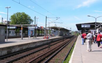 Train station Berlin Charlottenburg Platform