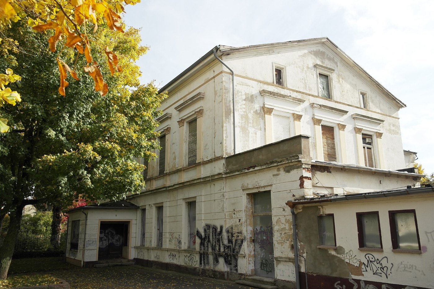BernburgRheineplatz7ErsterBahnhof