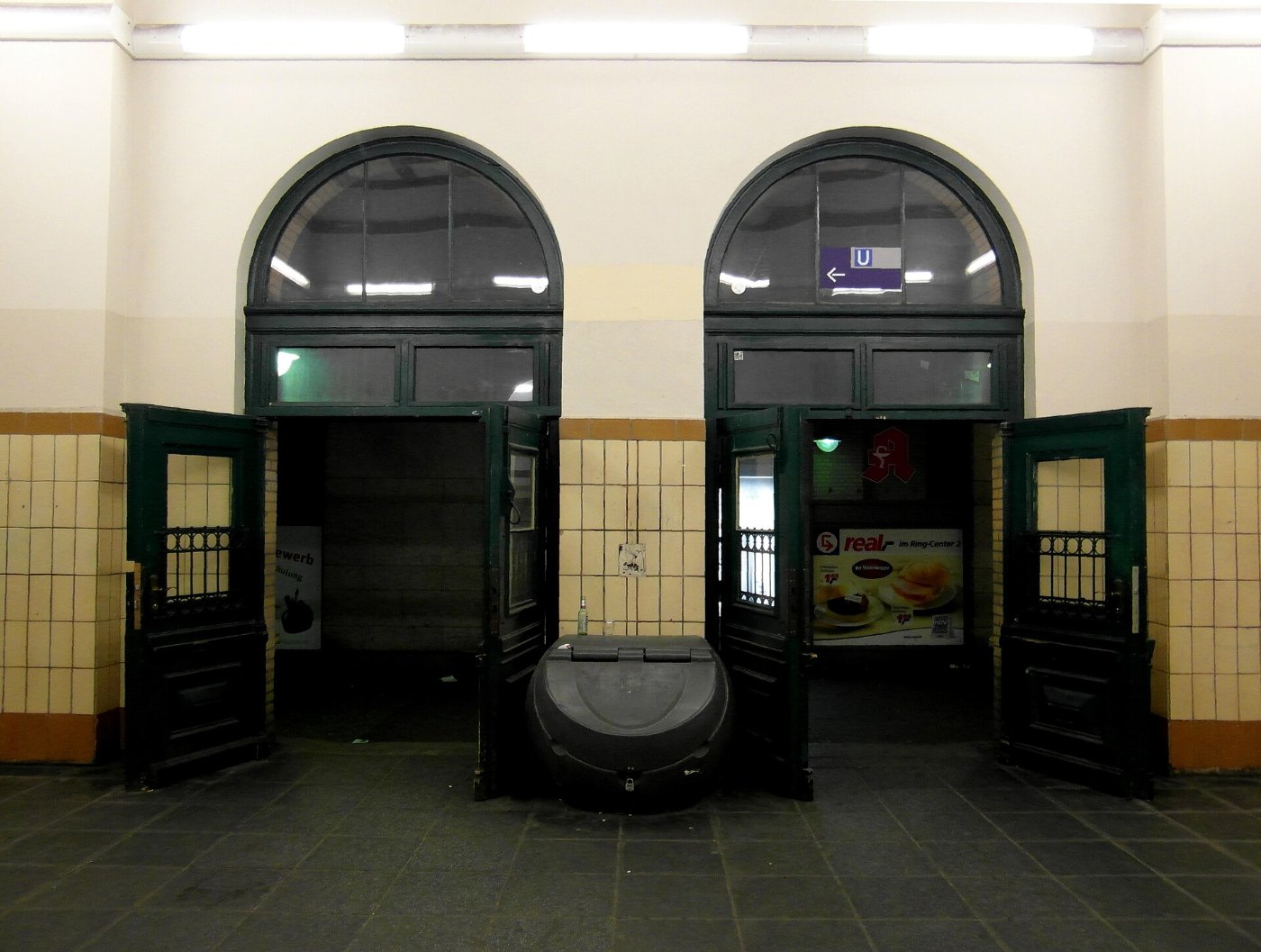 Berlin S Bahnhof Frankfurter Allee (11)
