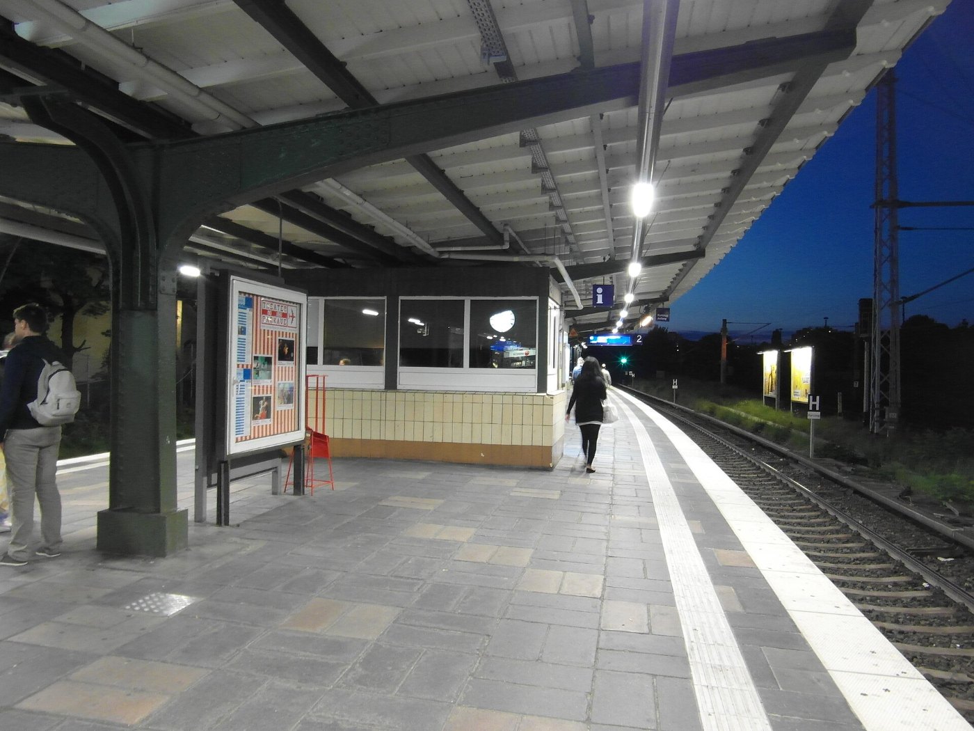 Berlin S Bahnhof Frankfurter Allee (20)
