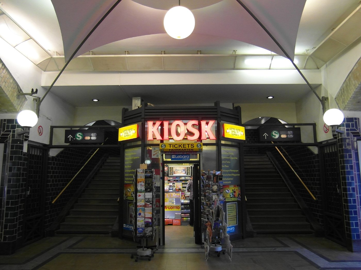 Berlin S Bahnhof Hackescher Markt Stadtbahn (7)