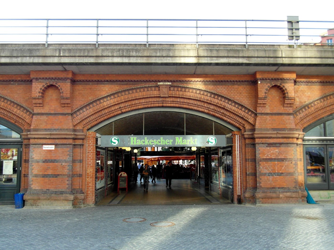 Berlin S Bahnhof Hackescher Markt Stadtbahn (70)