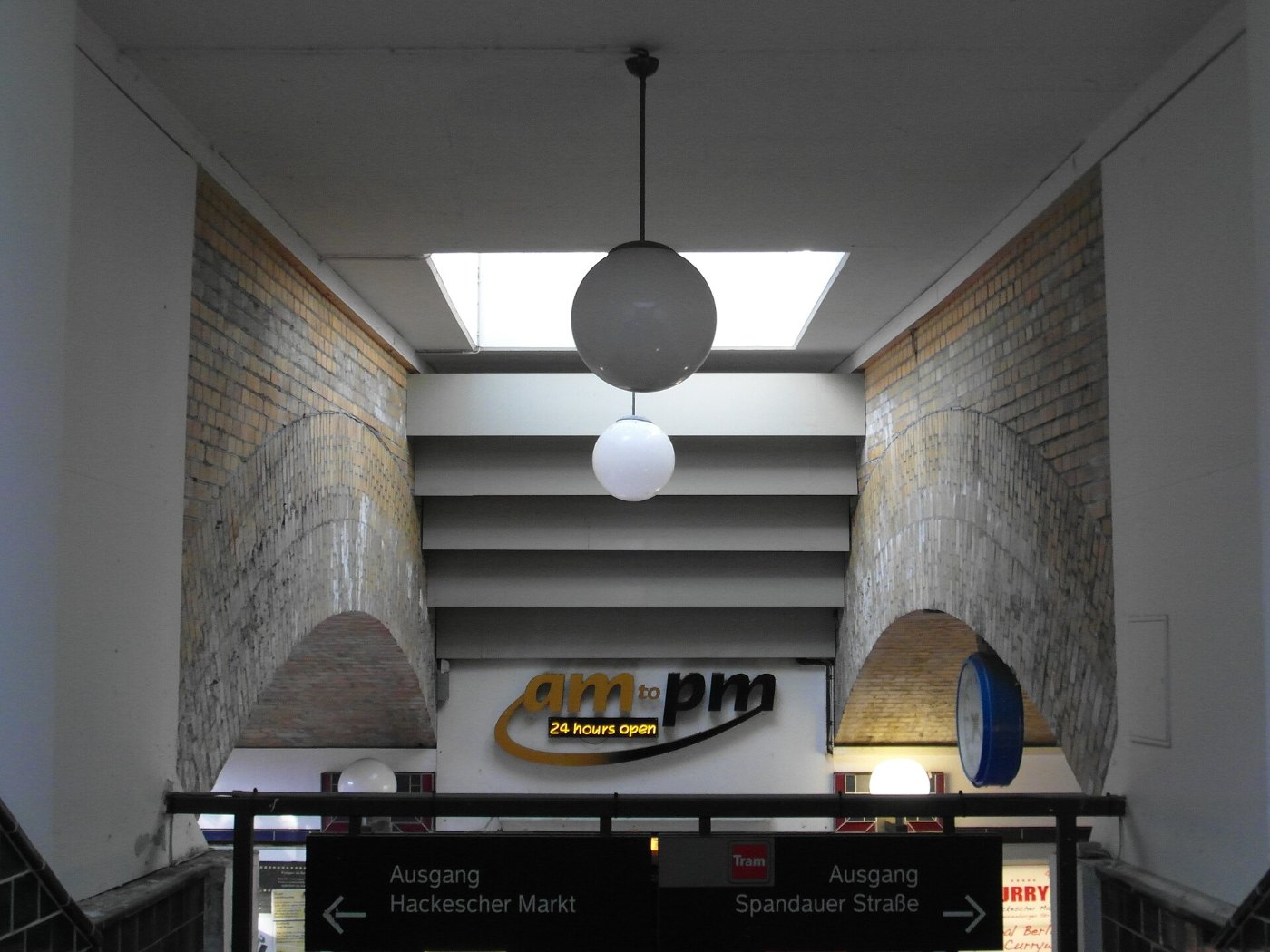 Berlin S Bahnhof Hackescher Markt Stadtbahn (75)