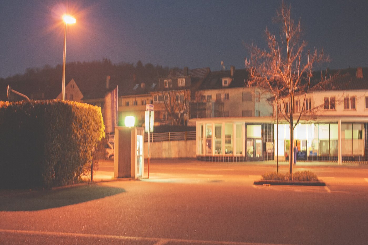 Bingen Hauptstraße Bahnhof nachts