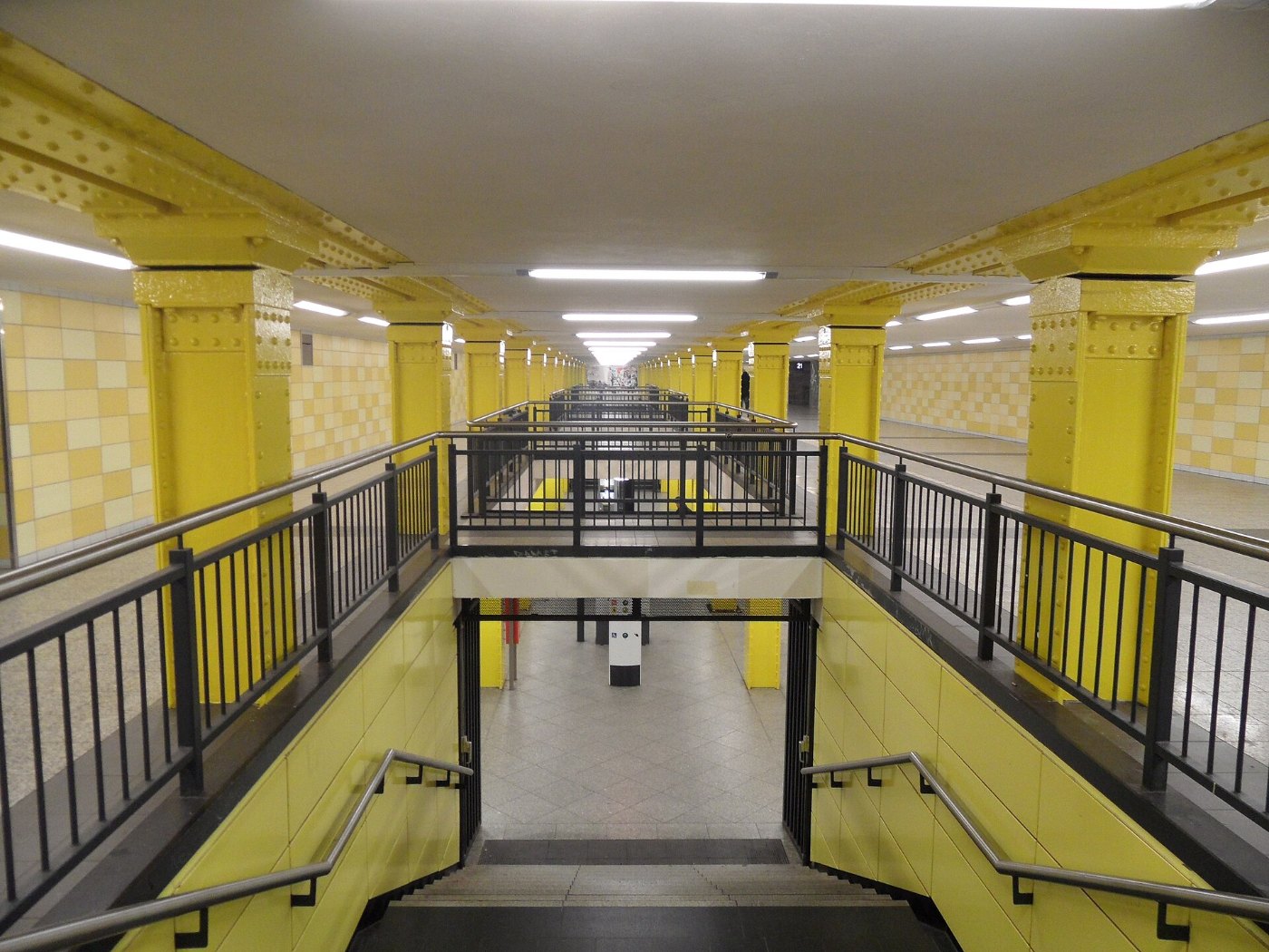 Berlin U Bahnhof Lichtenberg Linie U5 ()