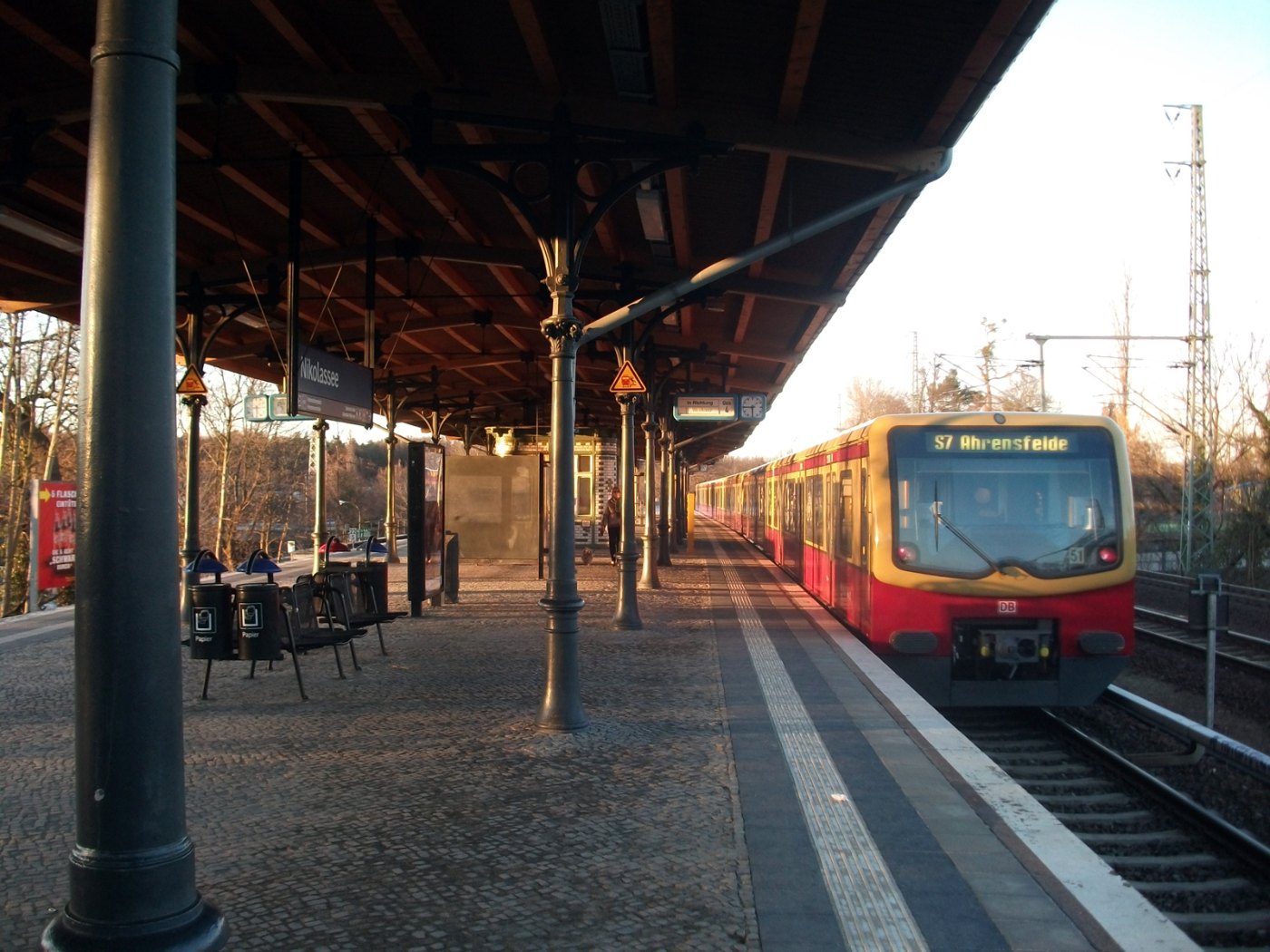 Clp Hp Berlin Nikolassee Stadtbahnsteig