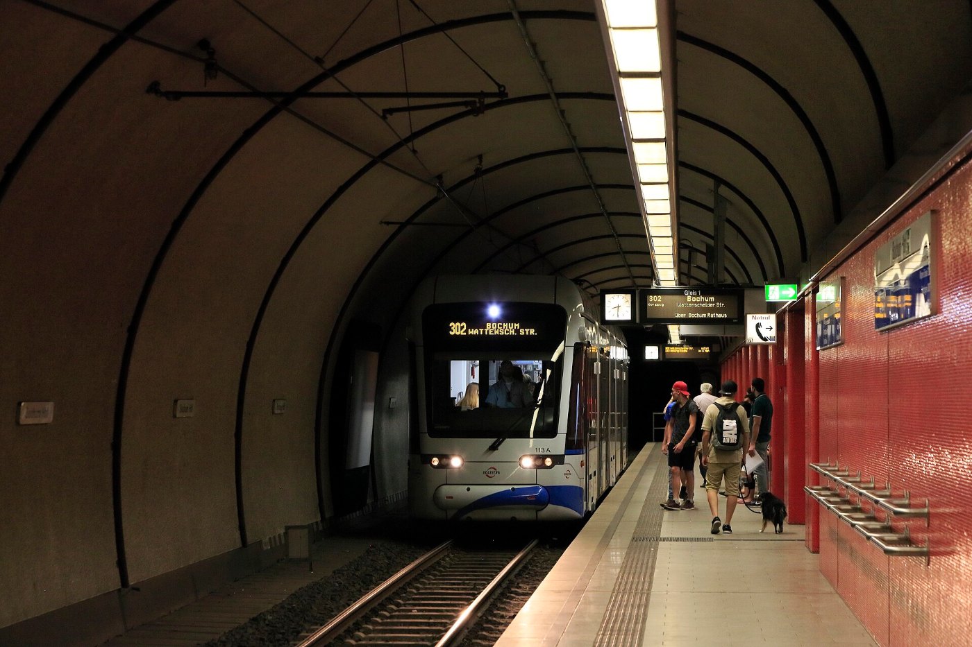 J33 350 Bf Bochum Hbf (unten) Gl 1, ET 113