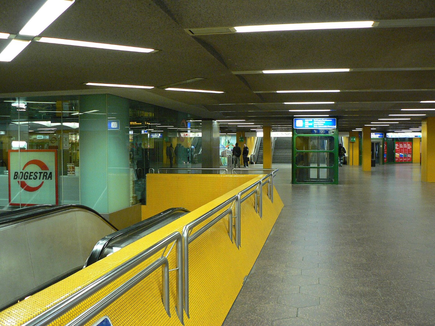 Verteilerebene im U-Bahnhof Bochum Hauptbahnhof