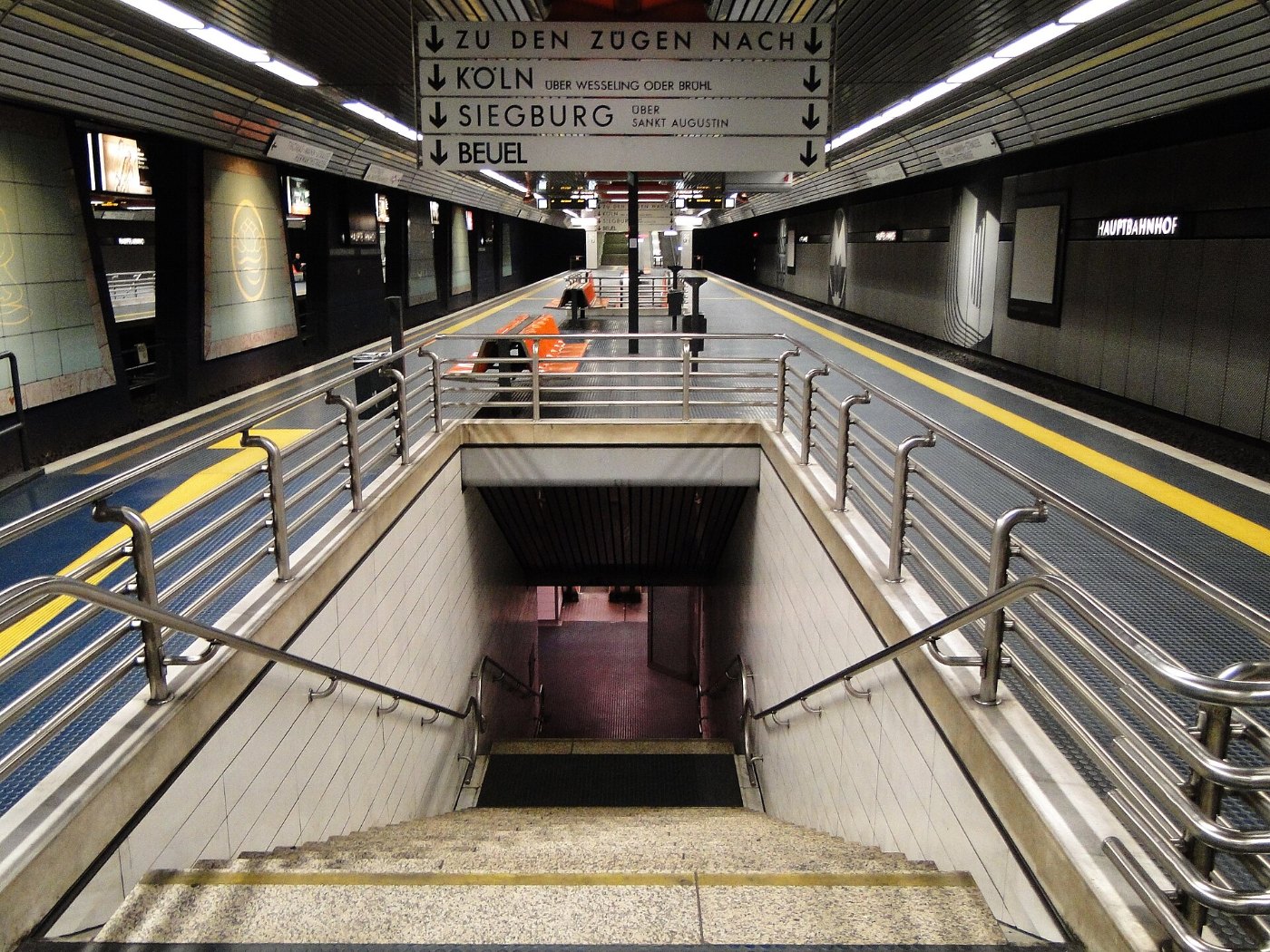 Stadtbahnhaltestelle hauptbahnhof 45