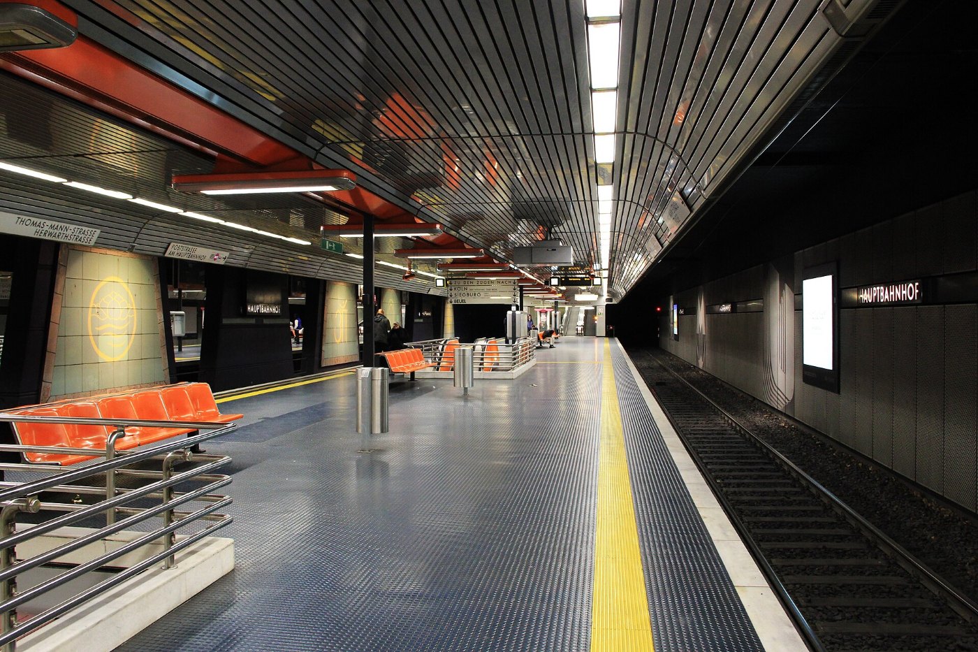 Stadtbahnhaltestelle hauptbahnhof 46