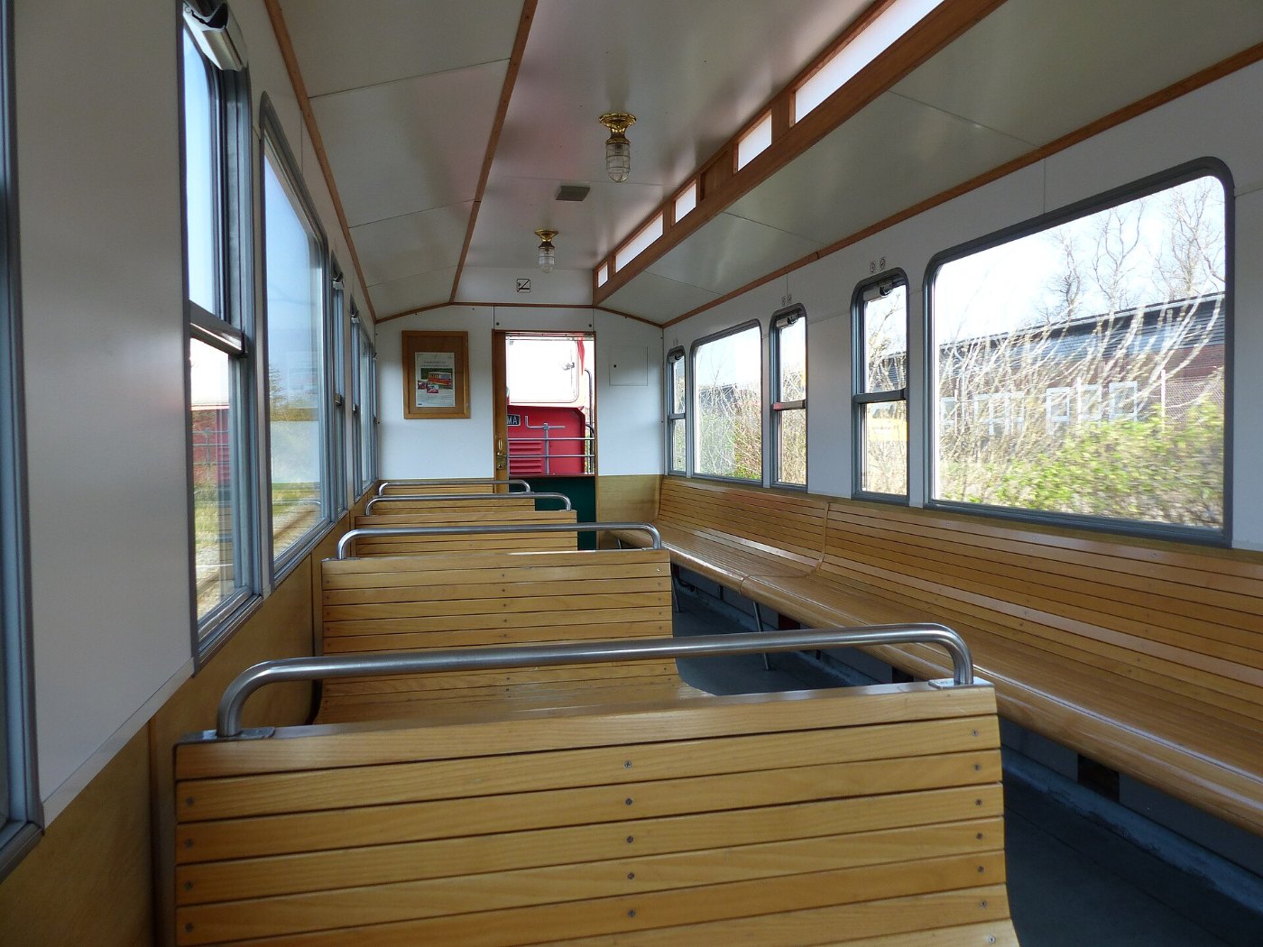 Borkumer Kleinbahn Wagen innen