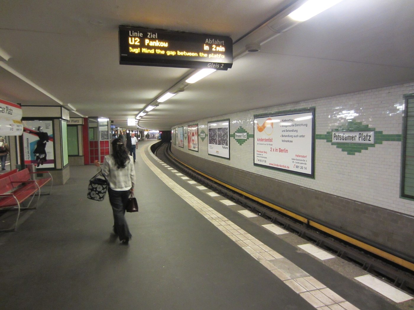 Berlin Potsdamer Platz station (1) ()