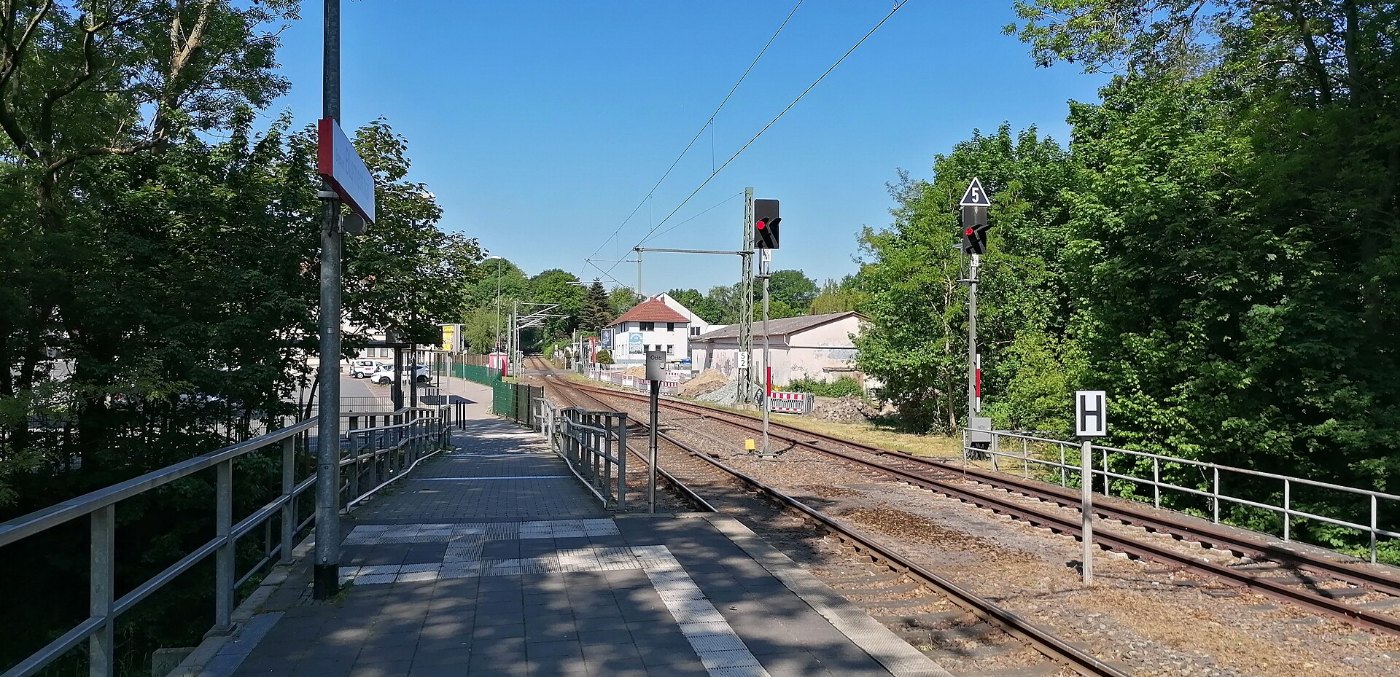 Bahnhof Bremen Blumenthal 02