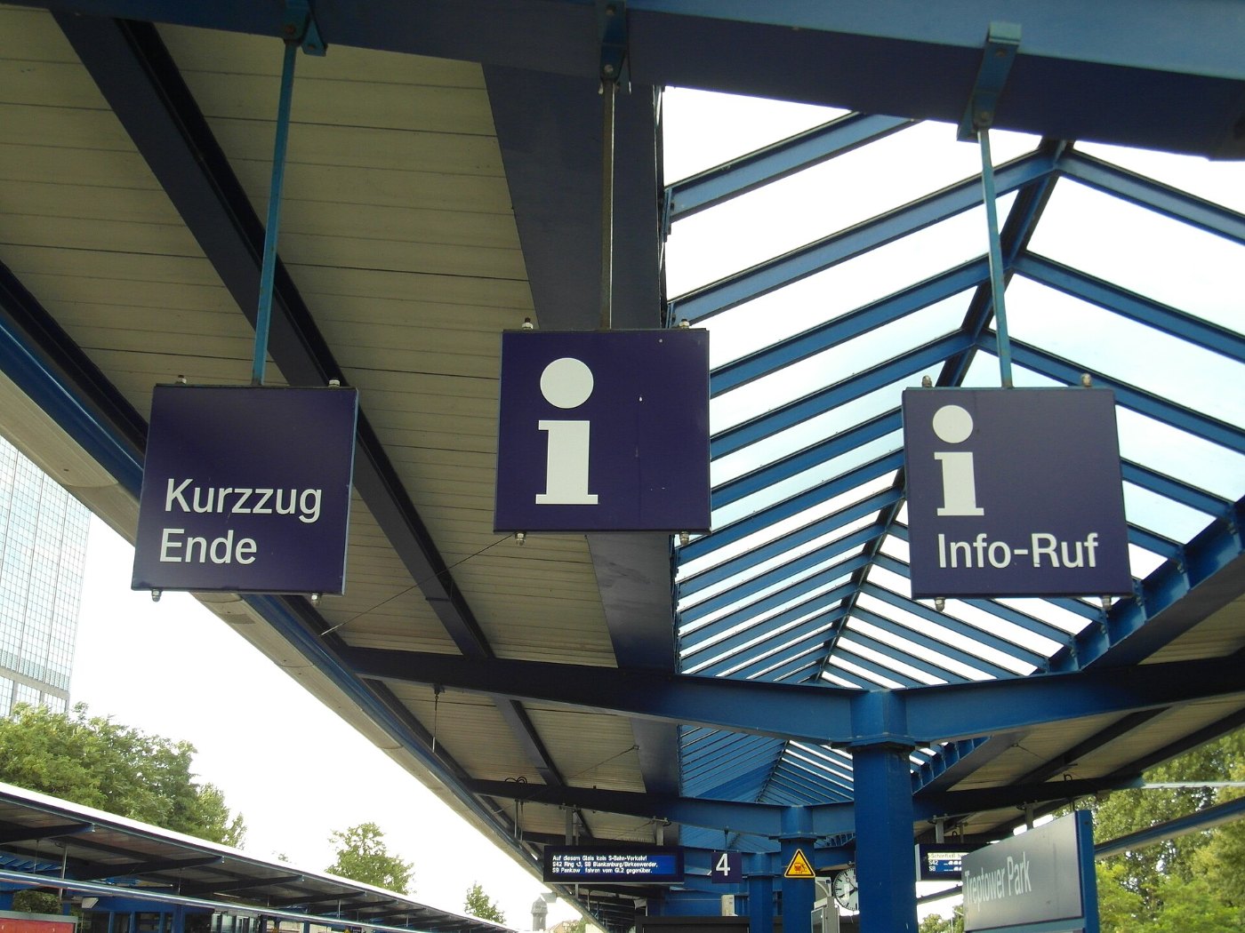 Berlin S Bahnhof Treptower Park ()
