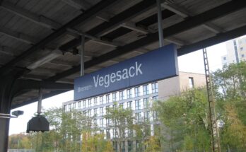 Bremen Vegesack • Bahnhofsschild