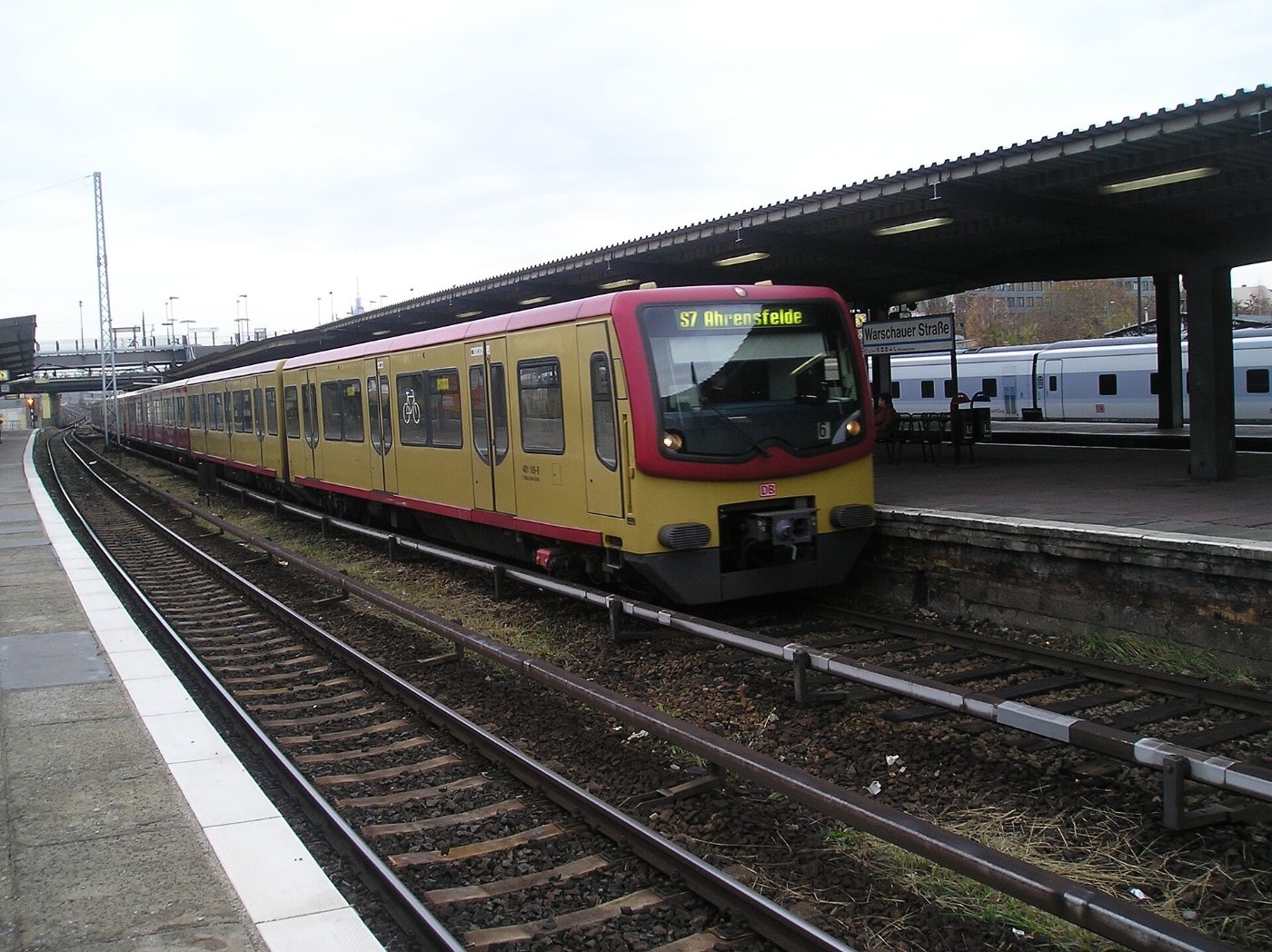 S Bahn Berlin Warschauer Straße 06