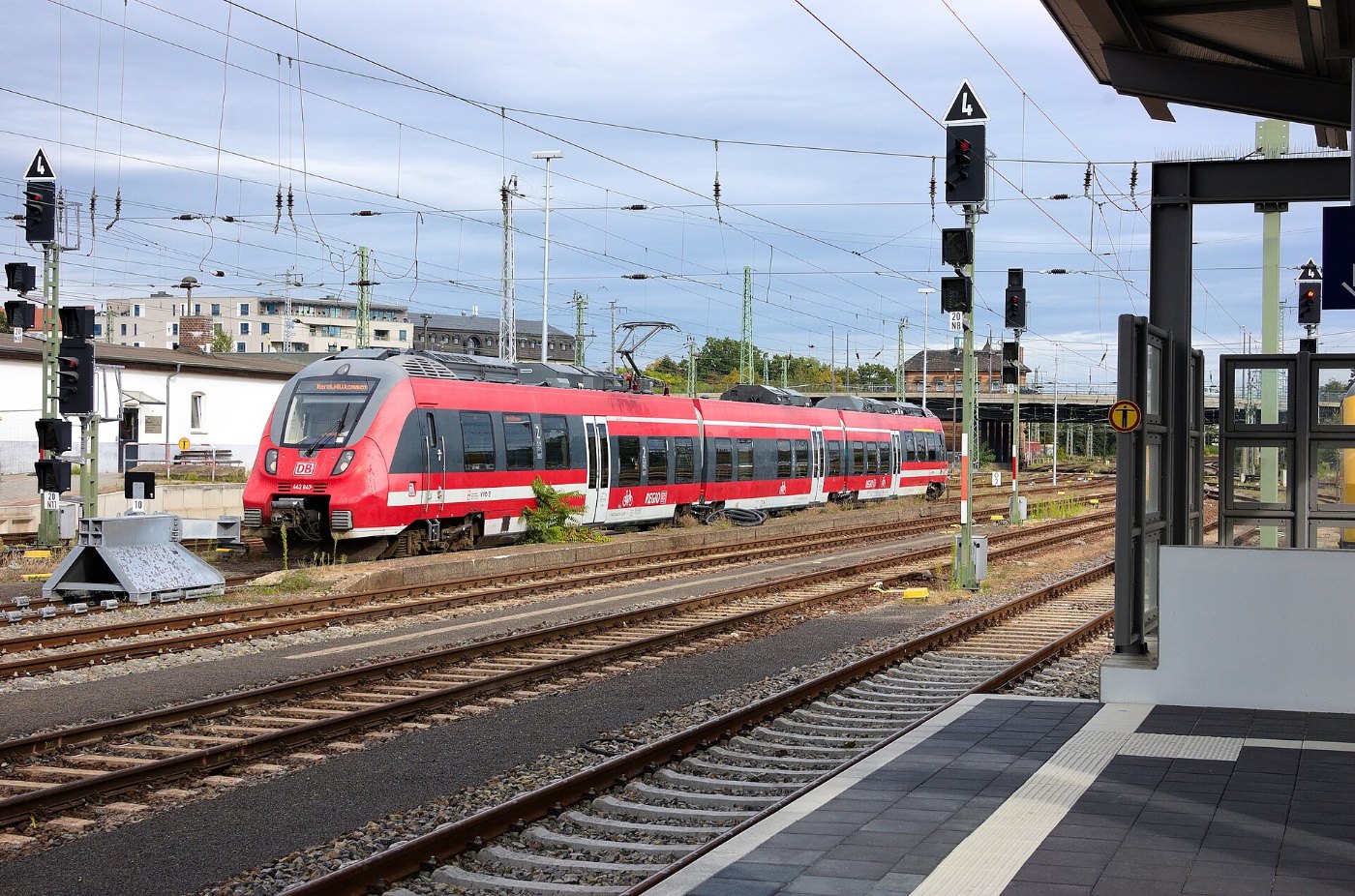 Cottbus, 442 647 parked in Cottbus Hauptbahnhof