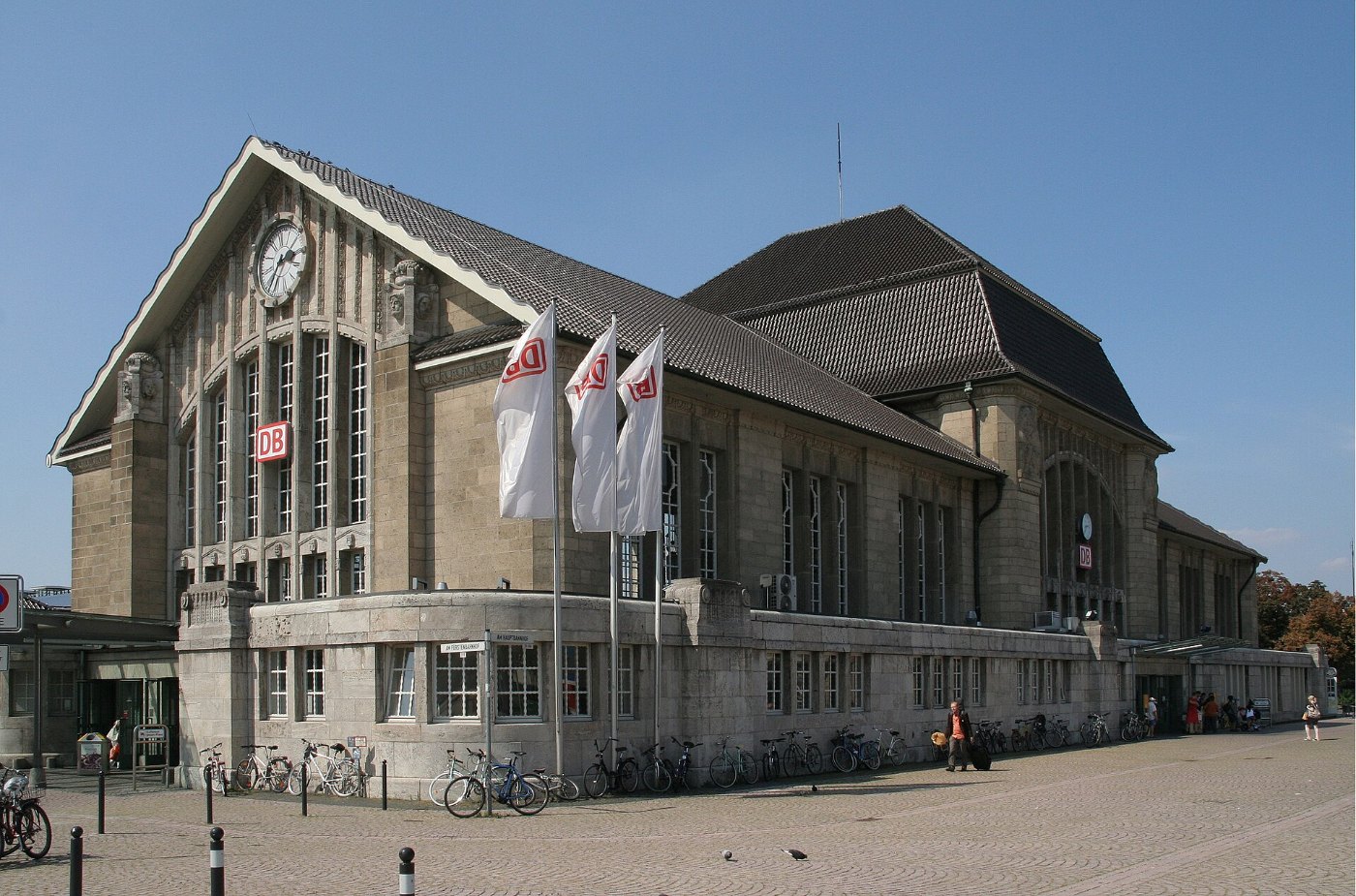 Darmstadt Bahnhof 2