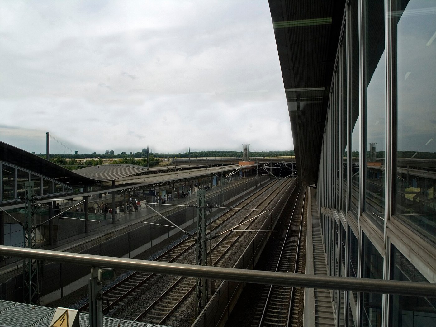 NRW, Bahnhof Düsseldorf Flughafen 02