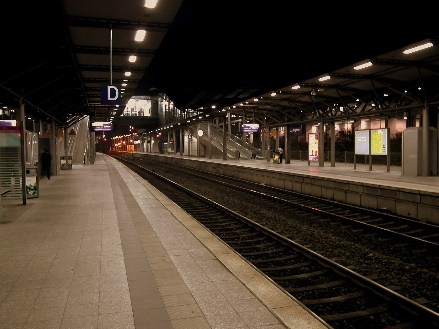 Düsseldorf Flughafen Bahnhof (November 2011)