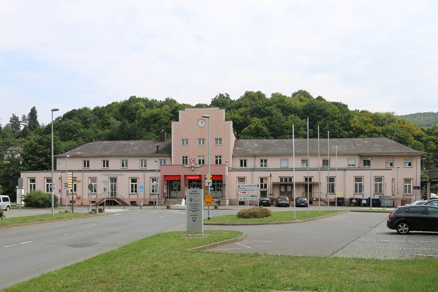 Dillenburg Bahnhof Bahnhofstraße 7 (KD.HE 1 08.2015)
