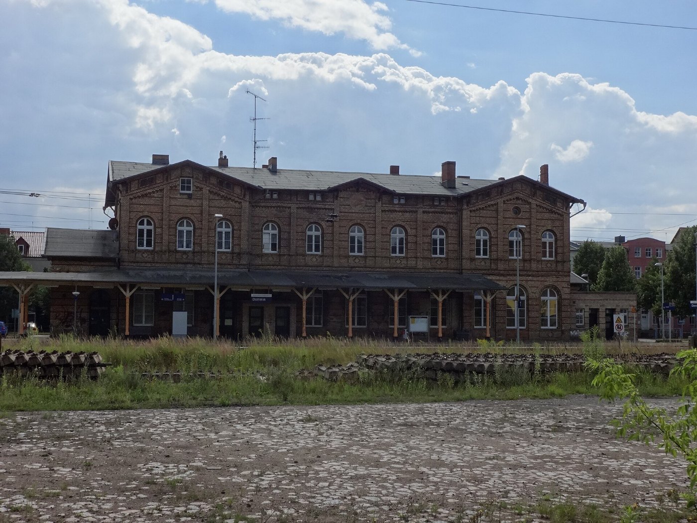 Demmin Bahnhof Empfangsgebäude