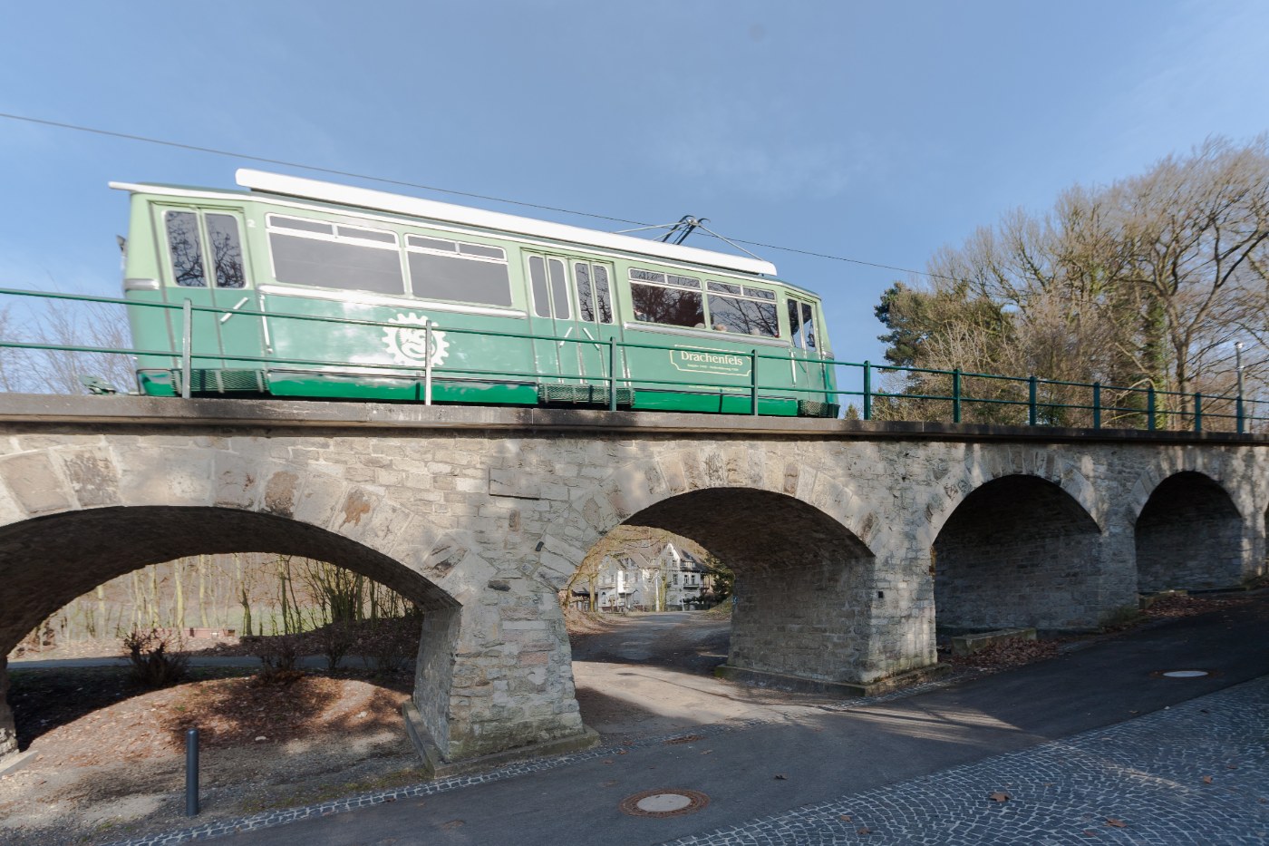 Viadukt der Drachenfelsbahn bei Königswinter