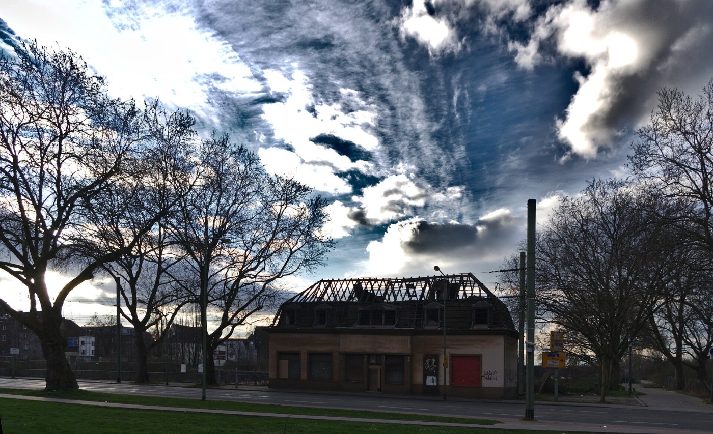 Am Ruhrorter Bahnhof I ()