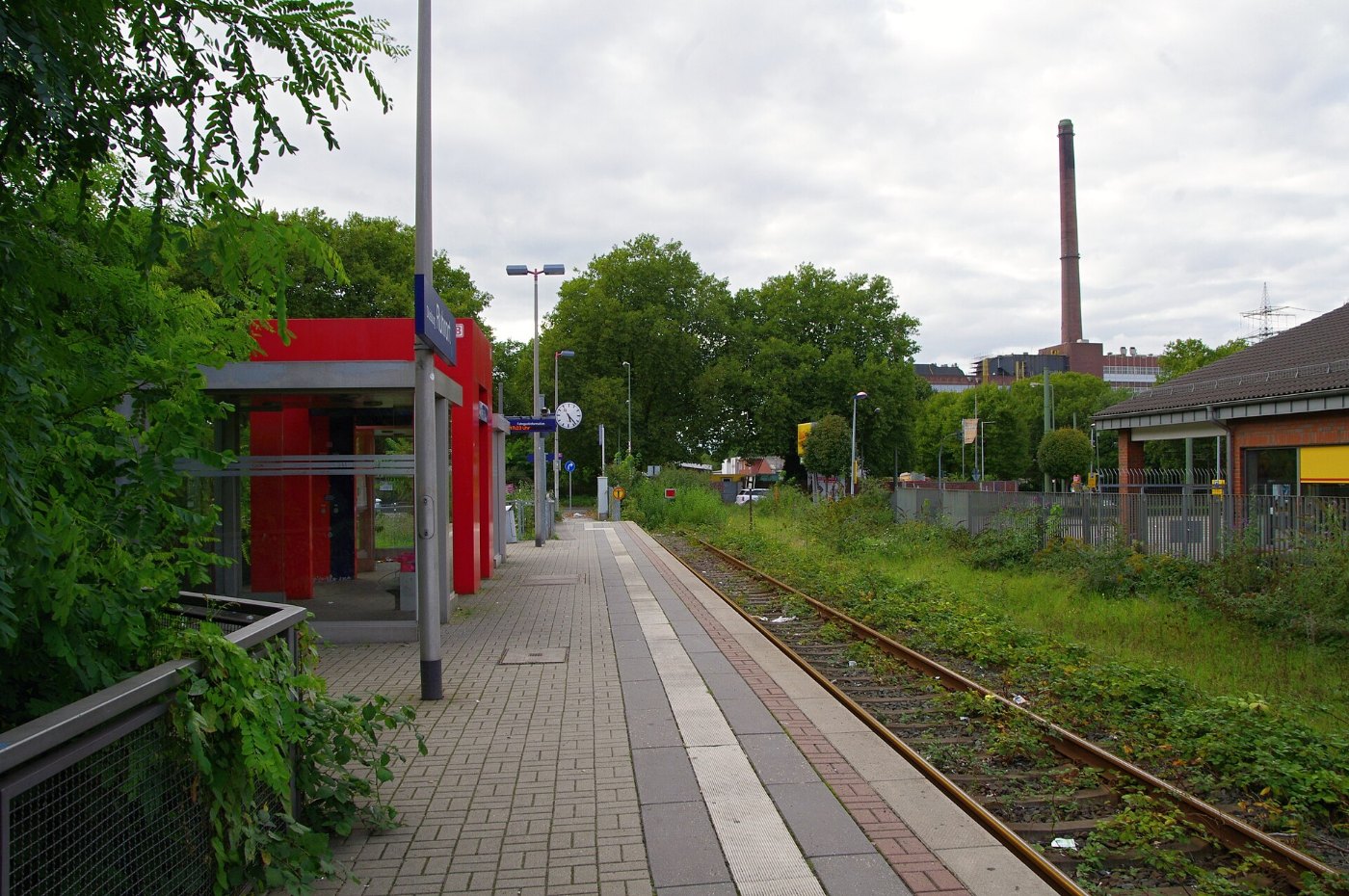 Bahnhof Ruhrort. Endstation! ()