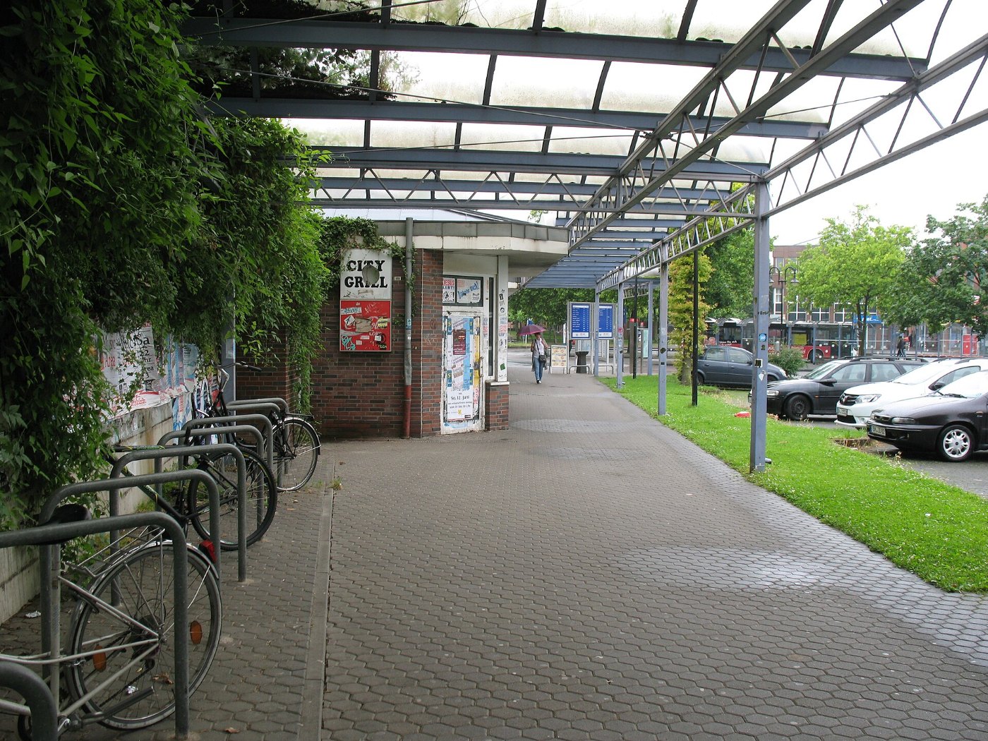 Bahnhof Düren, Fahrradabstellanlage 2016. panoramio
