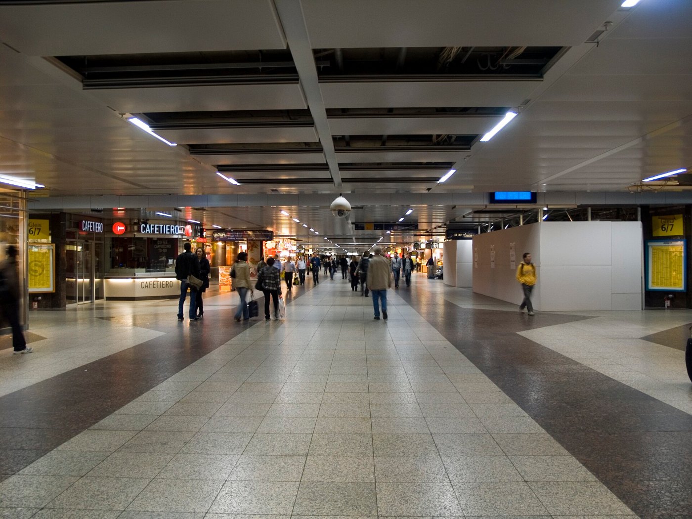 NRW, Düsseldorf Hauptbahnhof 02