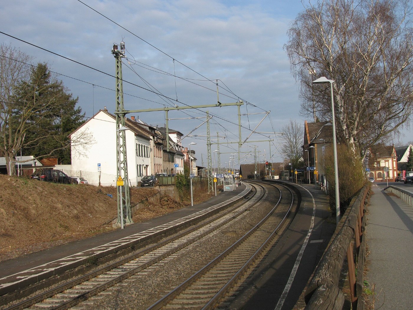 Bahnhof, 1, Hattenheim, Eltville, Rheingau Taunus Kreis