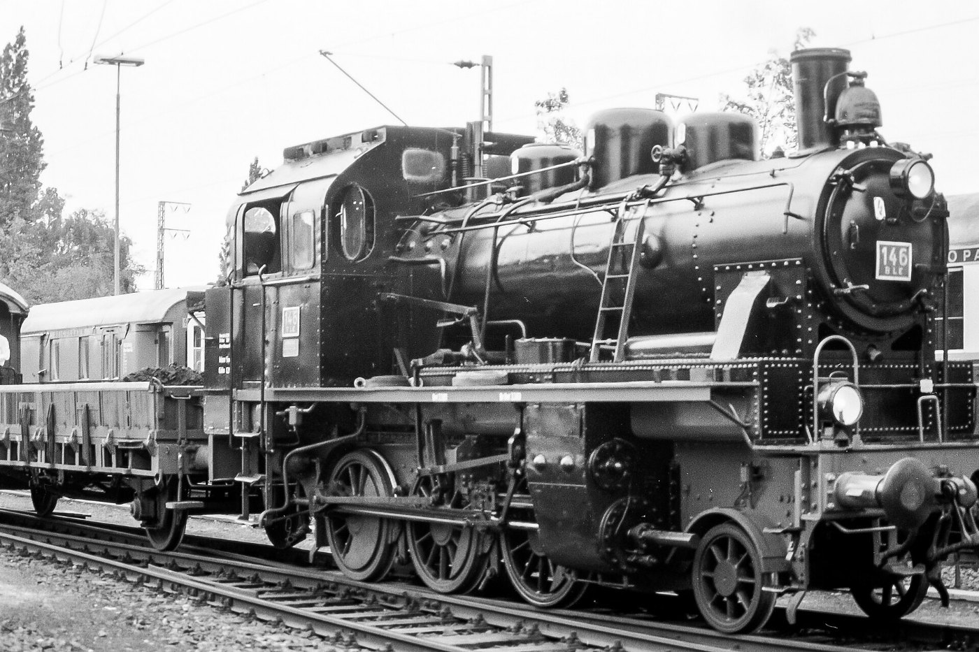 Dampflok 146 BLE im Bahnhof Emmerich 0491