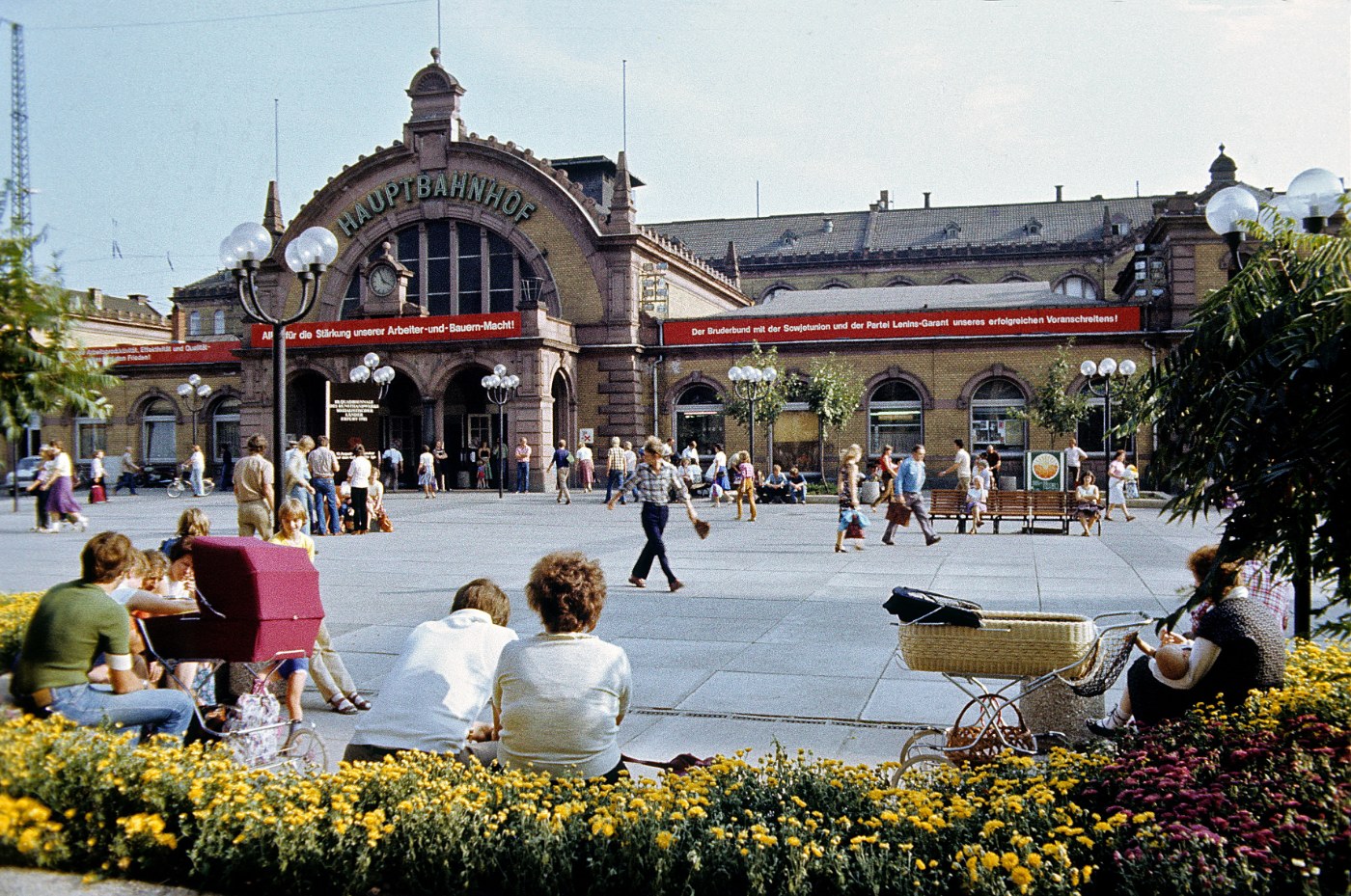 Erfurt Hauptbahnhof im Jahr 1987