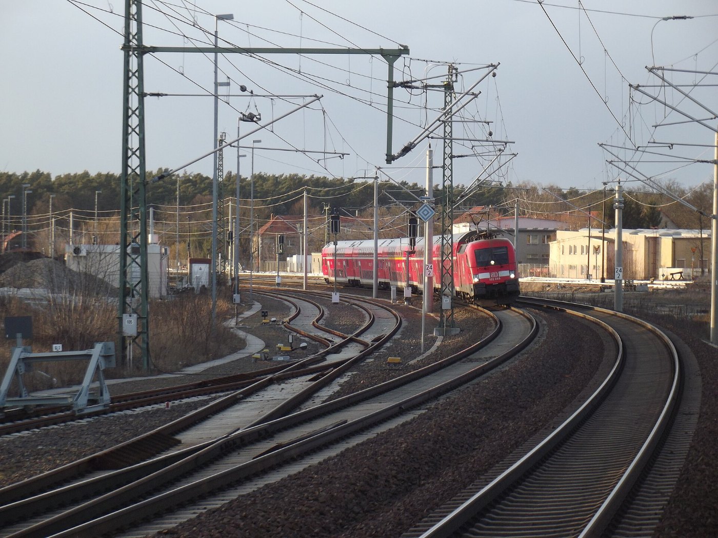 Erkner station 2015 04
