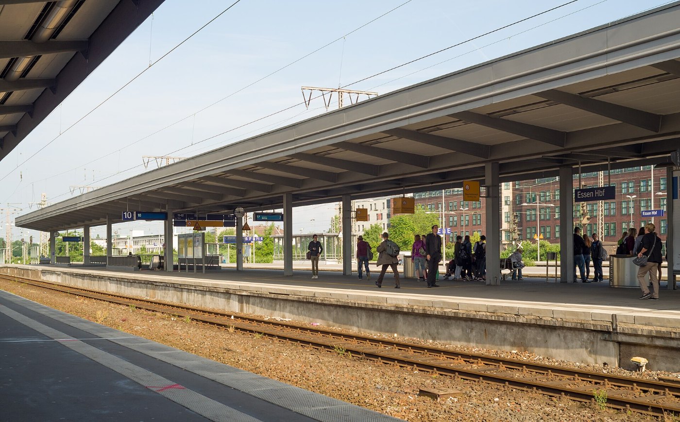 Essen Hauptbahnhof Bahnsteig 2013
