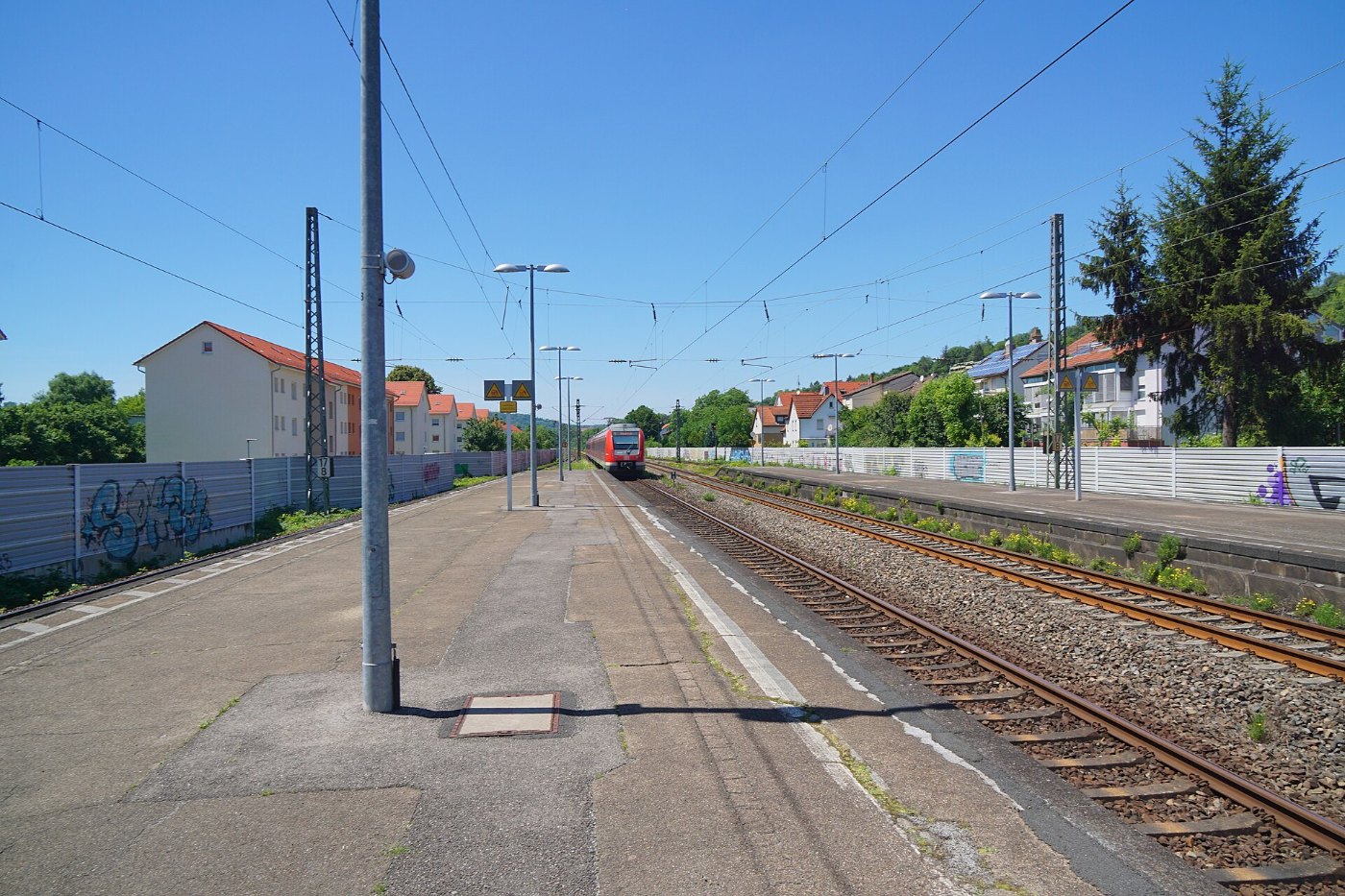 Bahnhof Esslingen Zell 02
