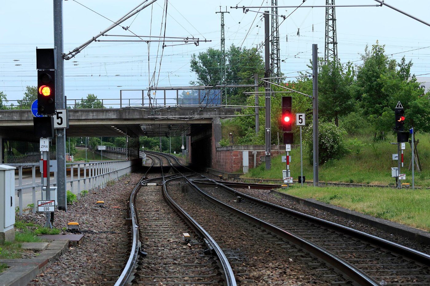 J31 781 Bf Karlsruhe Albtalbahnhof, Zwsig ZR4, ZR3, ZR5