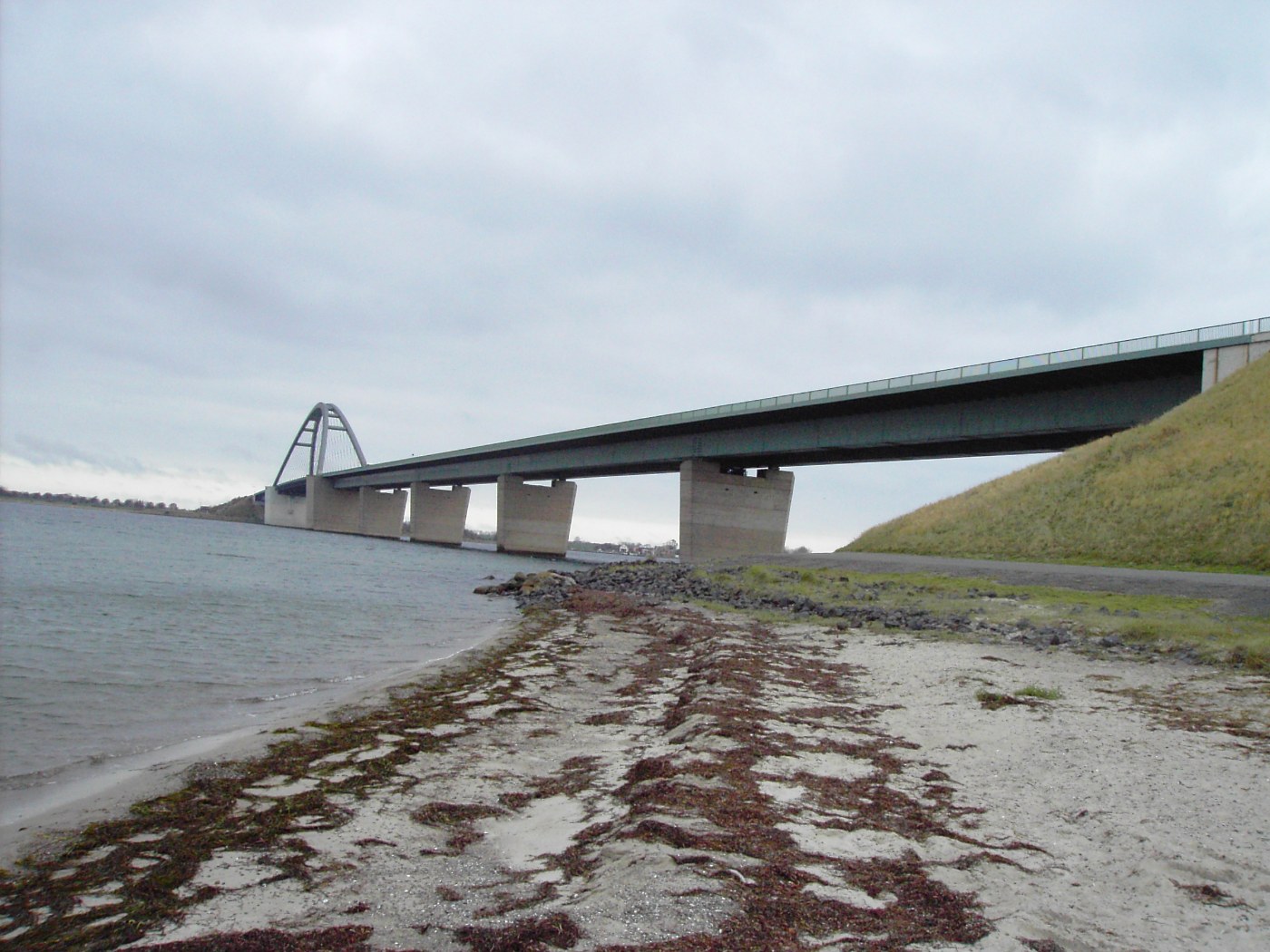 Der Bogen der Fehmarnsundbrücke