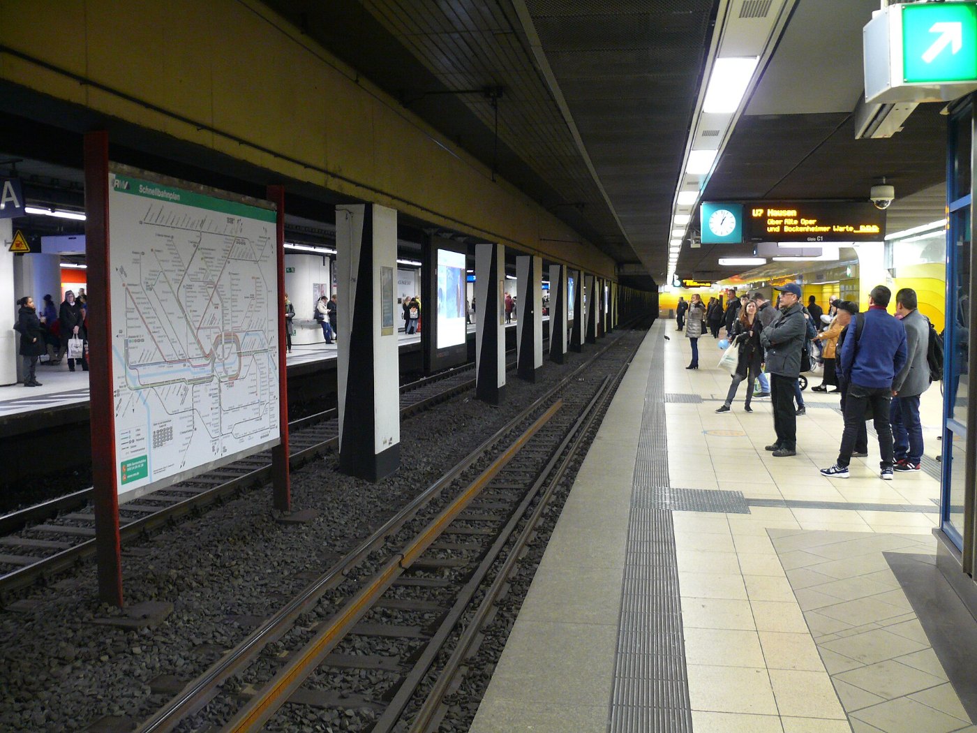 U Bahnhof HauptwacheC