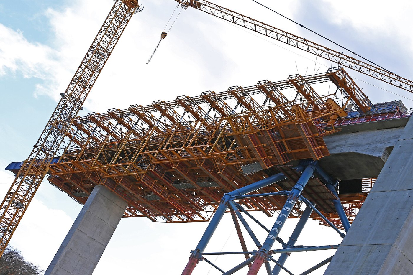 00 0188 Neubau Filstalbrücke Vorschubgerüst