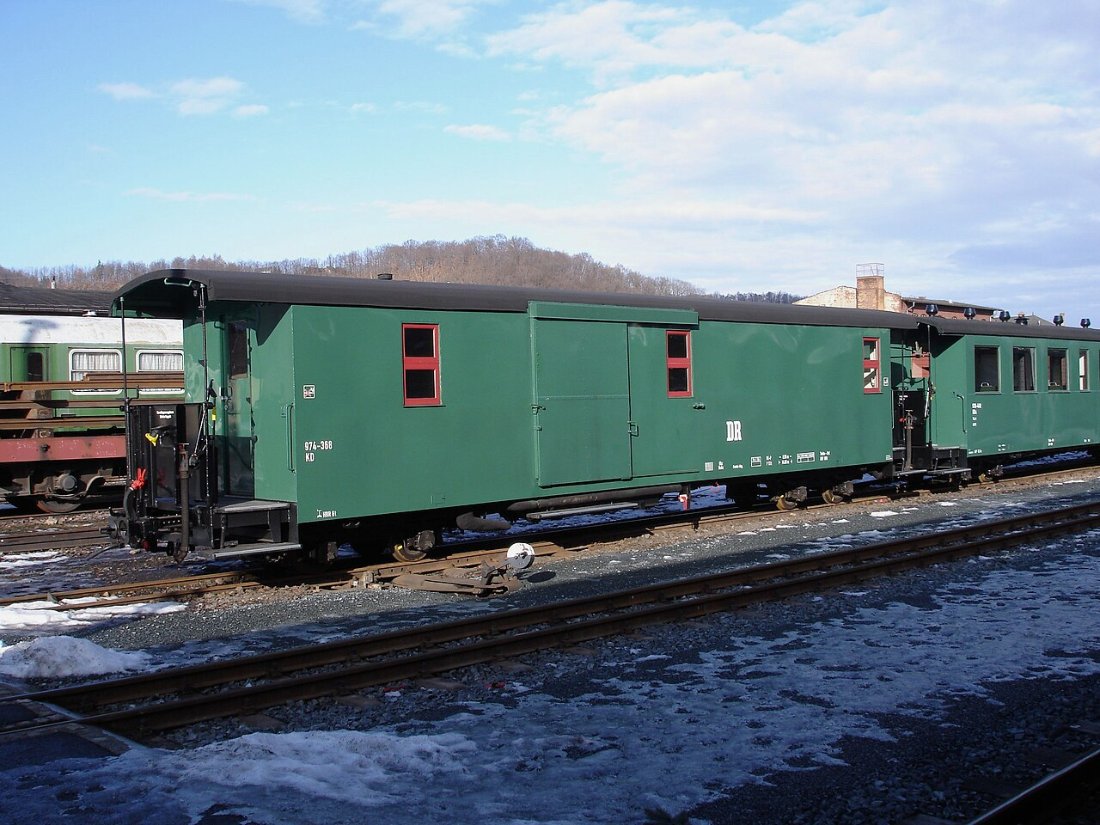 Einheitsgepäckwagen, Bahnhof Freital Hainsberg