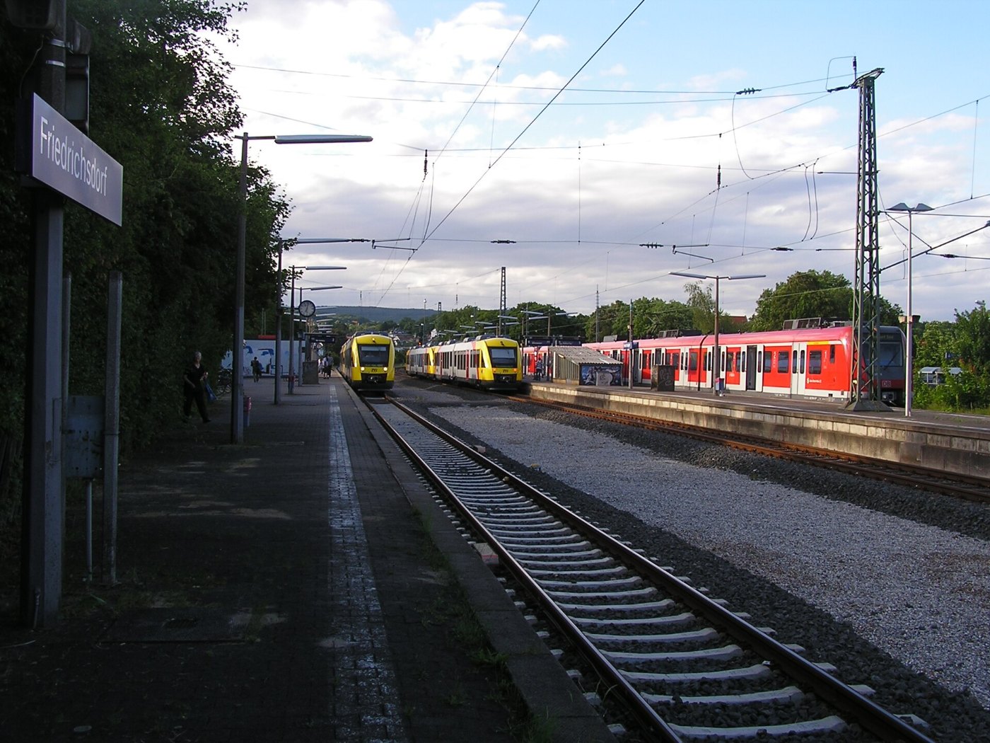 Friedrichsdorf TS Bhf 423 LINT
